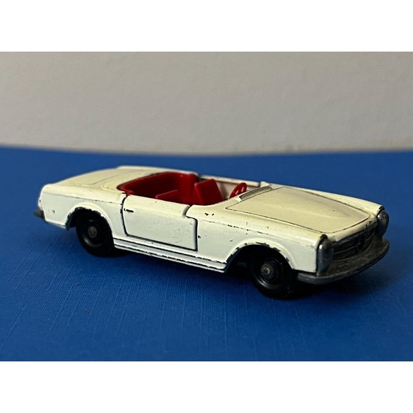 Vintage Matchbox Series No 27 Mercedes 230 SL  made in England white - Picture 2 of 9